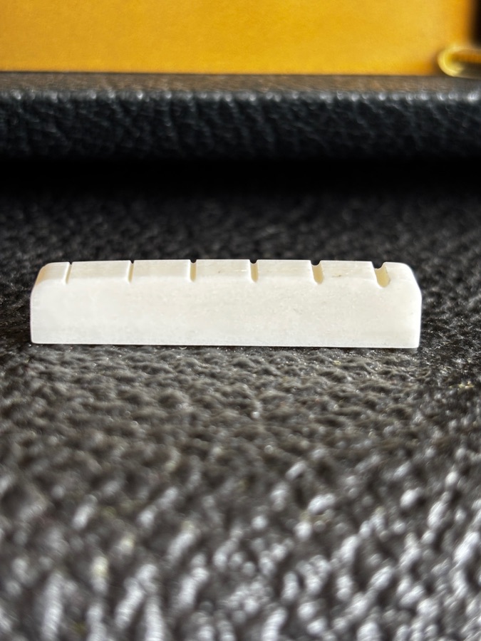 Cejuela de hueso Les Paul / Sg — foto 1 de 3, A.C.M.E. Guitar Parts