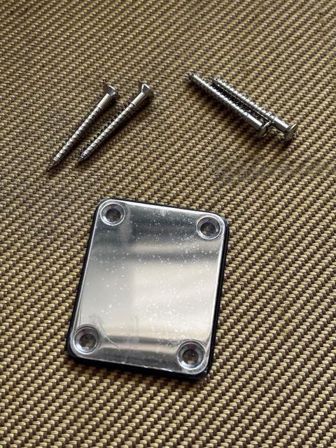 Neckplate Stratocaster / Telecaster