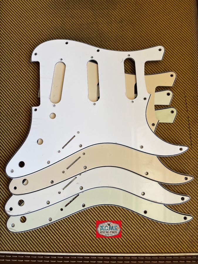 Pickguards Stratocaster Tricapa — foto 1 de 6, A.C.M.E. Guitar Parts