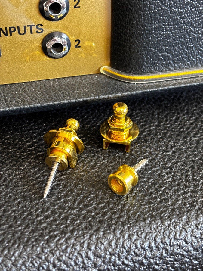 Straplocks Dorados — foto 1 de 1, A.C.M.E. Guitar Parts
